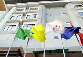 Hotel BKM International allows 18 year olds to book a room