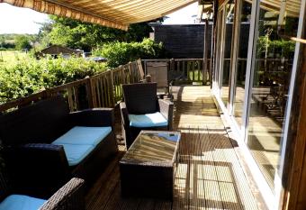 Le petit Marais n   2 has Balcony rooms