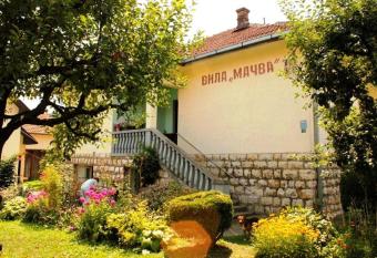 Apartments and rooms Villa Ma  va - Banja Kovilja  a has Balcony rooms