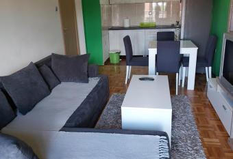 Oaza mira + free parking has Balcony rooms