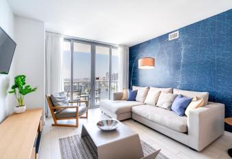 BEACH WALK RESORT LUX APARTMENTS has Balcony rooms