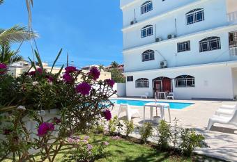 VISTA BLU apartamentos allows 18 year olds to book a room