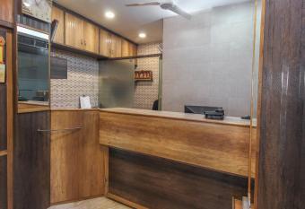 SPOT ON Thangam Lodge allows 18 year olds to book a room