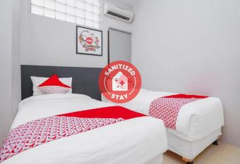 OYO 1086 2oscar allows 18 year olds to book a room