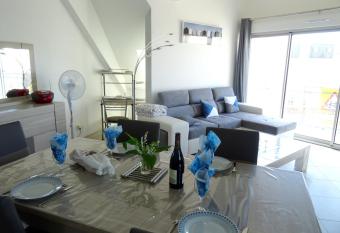 Appartement de 2 chambres avec vue sur la mer et balcon amenage a Berck has Balcony rooms