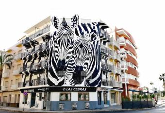 Las Cebras Apartamentos Tur  sticos allows 18 year olds to book a room