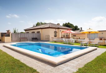 Solo Para Familias - Camino del Pozo La Boyal has Balcony rooms