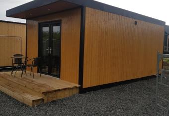 Portglenone Garden Rooms has Balcony rooms