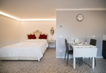 Venetian roof view has Balcony rooms