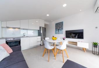 Sun Apartment Klis allows 18 year olds to book a room