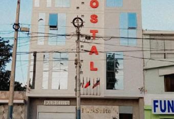 Hostal Parisuite has Balcony rooms