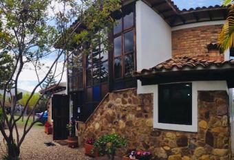 Casa de las Palmas allows 18 year olds to book a room