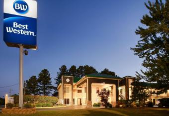 Best Western Fairwinds Inn allows 18 year olds to book a room