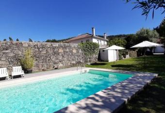 3 bedrooms house with shared pool enclosed garden and wifi at Covelas Povoa de Lanhoso has Balcony rooms