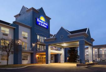 Days Inn & Suites by Wyndham Brooks allows 18 year olds to book a room