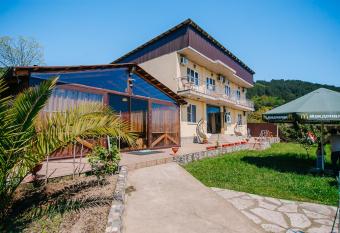         -            has Balcony rooms