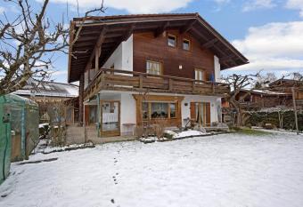 Ferienwohnungen Holzner gro   has Balcony rooms