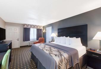 Days Inn by Wyndham Ennis has Smoking rooms