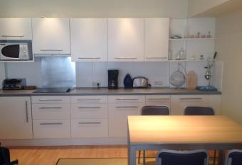 Rustig, kindvriendelijk appartement allows 18 year olds to book a room