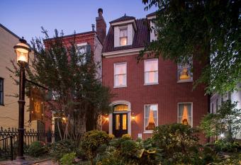 Rachael's Dowry Bed and Breakfast has Balcony rooms