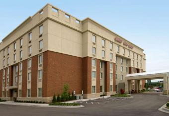 Drury Inn & Suites Middletown Franklin allows 18 year olds to book a room