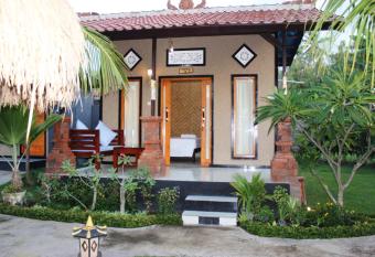 Gara Menjangan Homestay has Smoking rooms