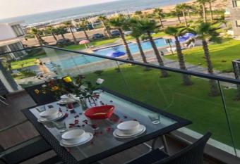 Charmant Appartement avec une vue imprenable has Balcony rooms