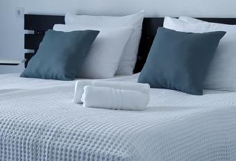 Hotel Kolkhi has Balcony rooms