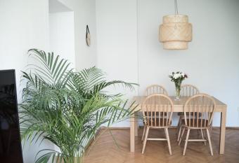 TS City Centre Apartment allows 18 year olds to book a room