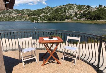 Rooms SALVIA has Balcony rooms