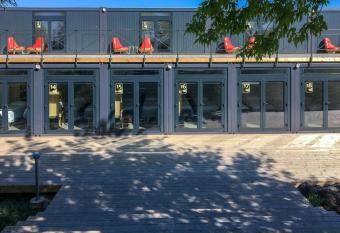 Drevernos Avilys allows 18 year olds to book a room