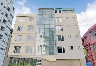 Treebo Premium The Crystal allows 18 year olds to book a room