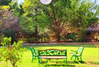 Lohagarh Corbett Resort has Balcony rooms