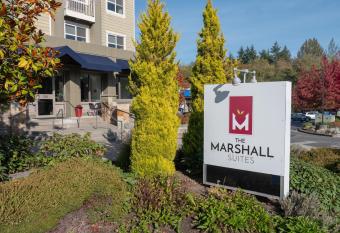 Marshall Suites Bainbridge Island, SureStay Collection by BW has Balcony rooms