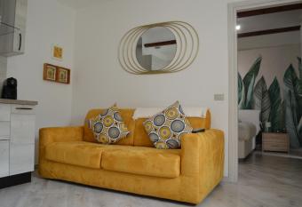 Dalle Sorelle has Balcony rooms