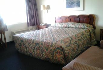 Budget Inn allows 18 year olds to book a room