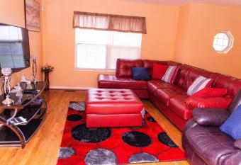 Gorgeous & Elegant 3Bedrooms 2Full-bath Upper Level of a single home allows 18 year olds to book a room