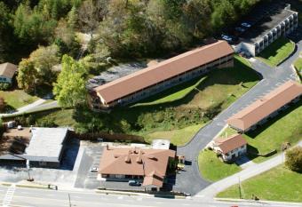 Budgetel Inn & Suites has Smoking/Balcony rooms