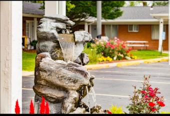 Bryan Inn allows 18 year olds to book a room