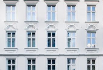 Eric V  kel Boutique Apartments - Copenhagen Suites allows 18 year olds to book a room