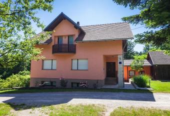 Green Oase has Balcony rooms