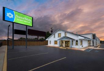 SureStay by Best Western Huntsville University Area has Smoking rooms