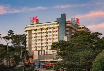 456 Hotel has Balcony rooms