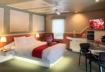 Motel La Cheminaie has rooms with a private hot tub