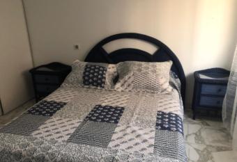 T2 DE 40 M2 EN REZ DE JARDIN Avec parking CARNON PLAGE has Balcony rooms