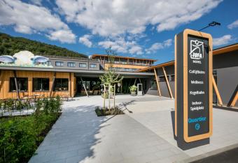 JUFA Hotel Weiz allows 18 year olds to book a room