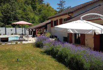 chambres et petits dejeuners proches de NANCY has Balcony rooms
