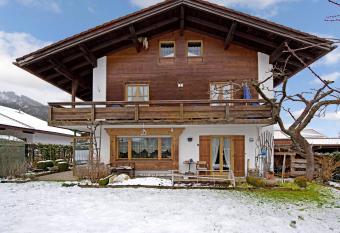 Ferienwohnungen Holzner klein has Balcony rooms