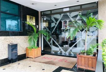 Golden Park Hotel has Balcony rooms