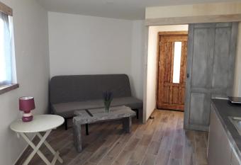 Apartman Na Hor  ch allows 18 year olds to book a room